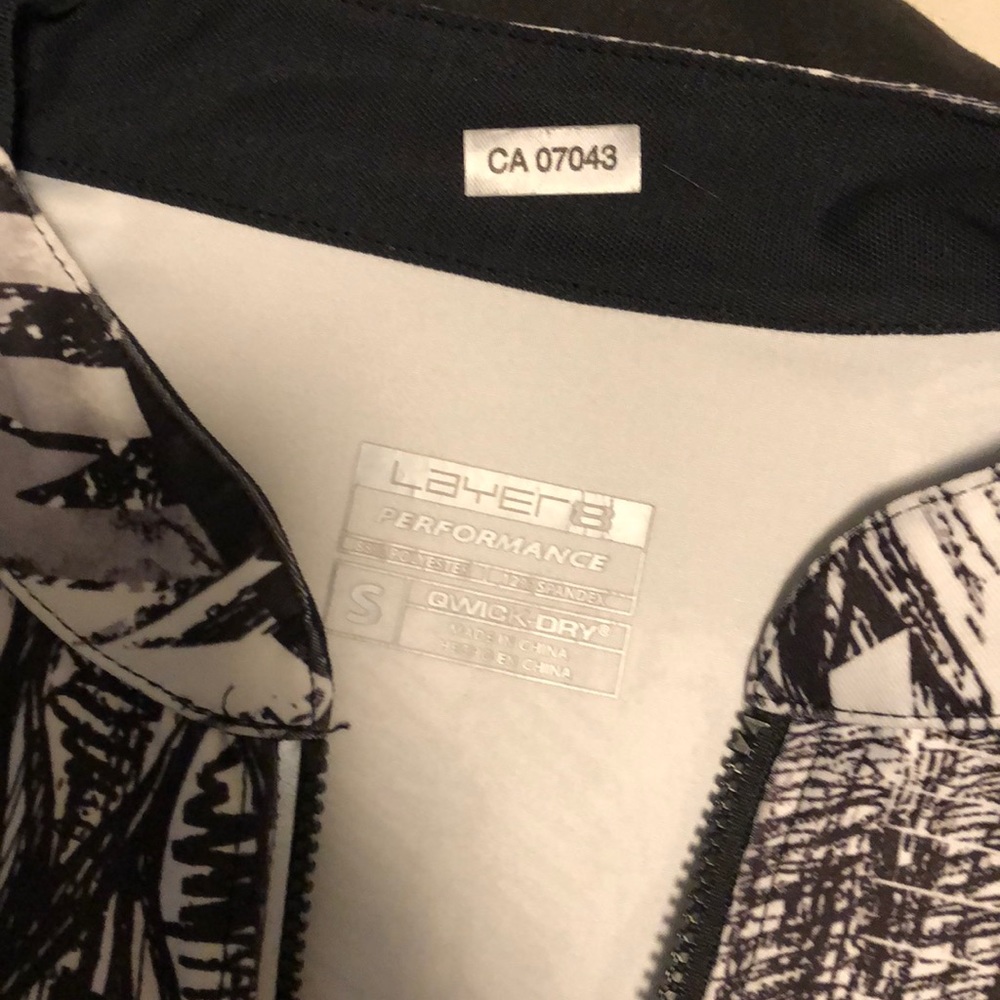 Zip up sweater size S - Picture 4 of 7